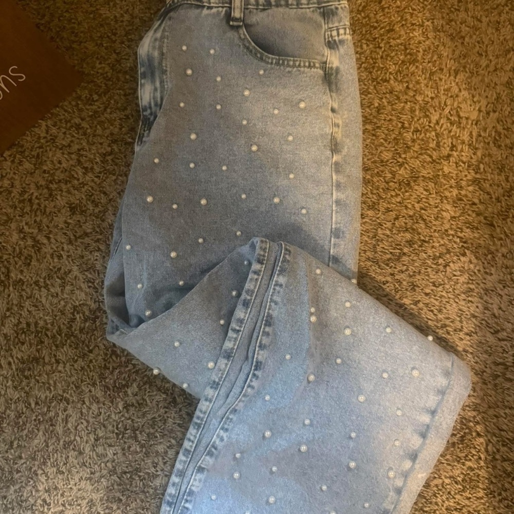 Light Blue Pearl Embellished Women Jeans